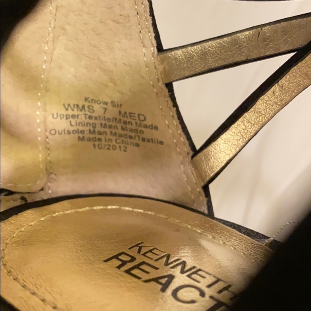 Kenneth Cole Black Heels - Picture 5 of 5